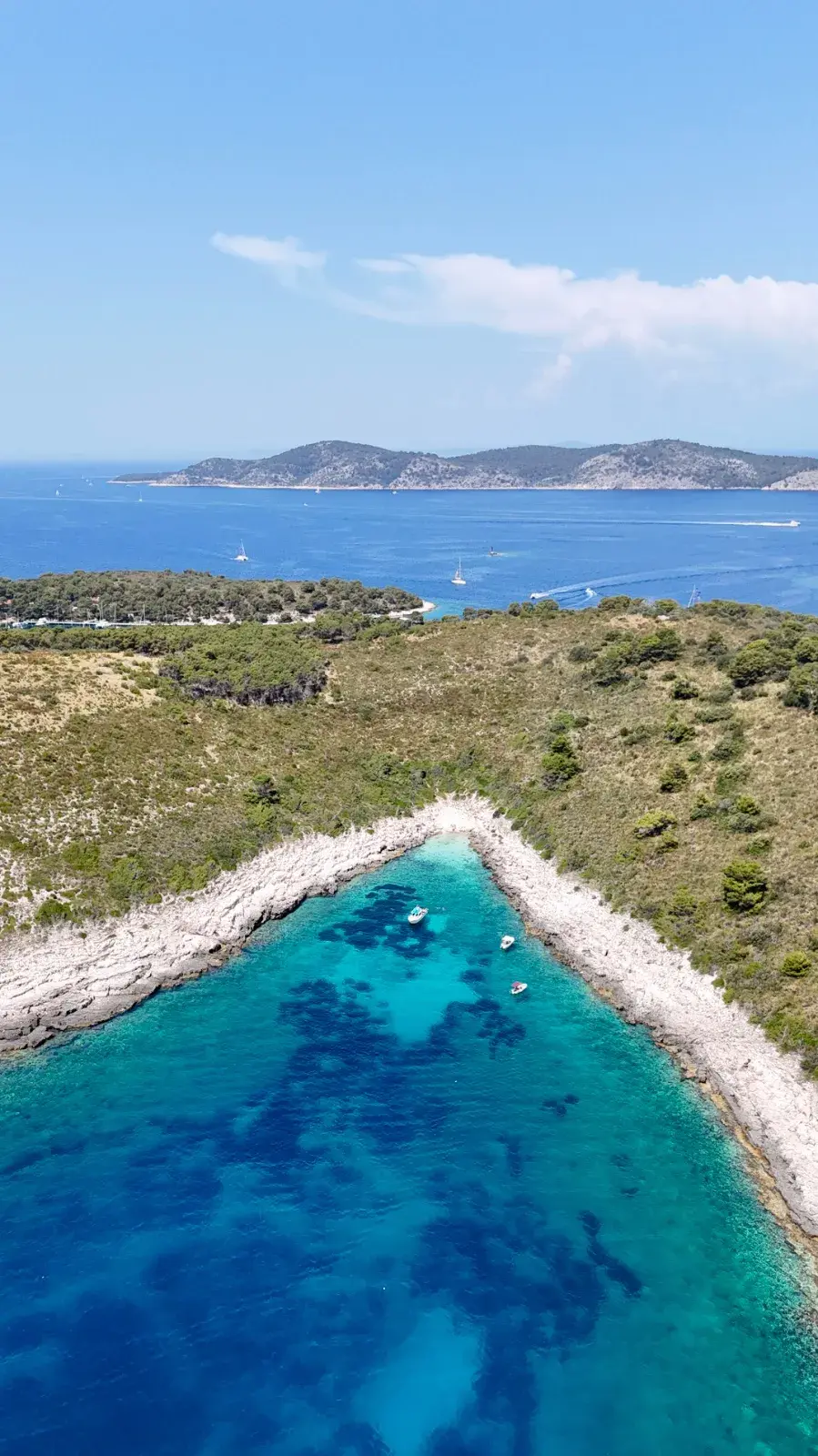 Hidden cove discovered during island tour